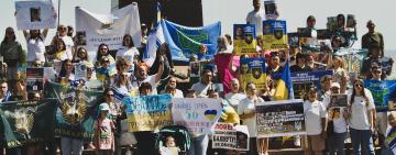 Про кого мовчать: рідні Захисників острова Зміїний провели мирну ходу в Одесі